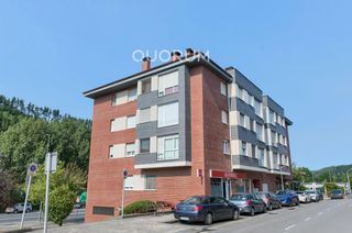 Appartement à Lemoa. Piso de reciente construcción en el centro de 2 dormitorios y 2