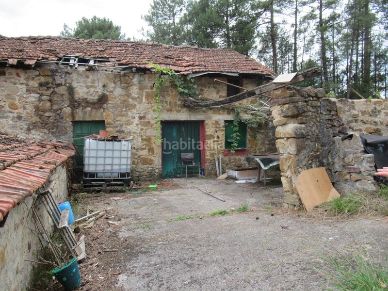 Foto 2c72fb9e-2ef6-43bc-8cea-e7a71459f063. Masia a Usansolo