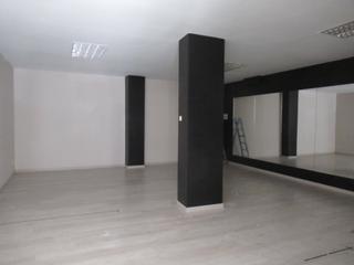 Lloguer Local Comercial a Galdakao. Local  céntrico totalmente acondicionado para varias actividades
