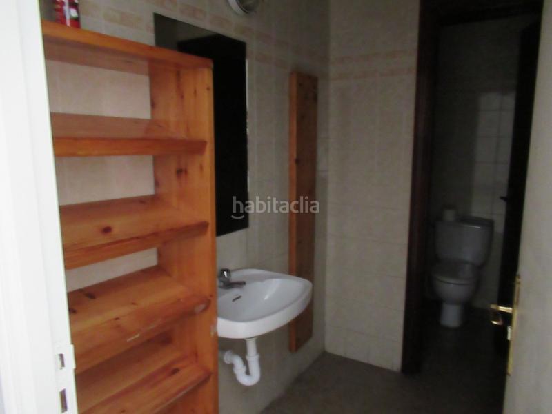 Foto f9b75000-a58a-4b28-a5f0-c7e596f71789. Lloguer local comercial a Galdakao