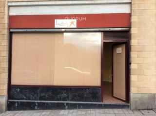 Local Comercial a Txurdinaga. Local comercial en buen estado