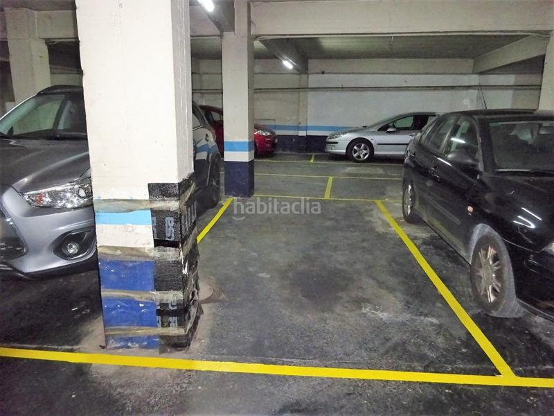 Foto ae84b4a0-ed6c-4643-a0ec-17084960a8aa. Autoparkplatz in Bolueta Bilbao