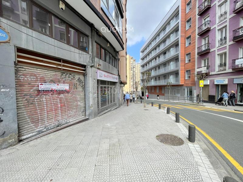 Foto 8726f78c-5bec-4d1e-b6a5-8f87bf9a490f. Local comercial  con muchas posibilidades en Bilbao
