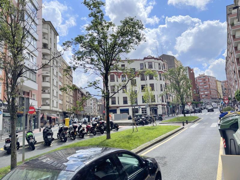 Foto dd0244a4-d294-4005-a757-94668ab6da77. Local comercial  con muchas posibilidades en Bilbao