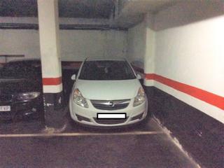 Aparcament cotxe a Santutxu-Basarrate. Parcela de garaje en pleno centro de santutxu