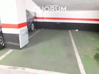 Aparcament cotxe a Bolueta. Se vende parcela de garaje y trastero en basarrate