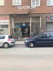 Local commercial  Calle juan de gardeazabal. Gran local comercial en muy buen estado