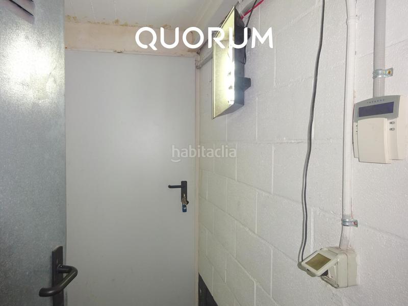 Foto 1f5e0d38-78bd-44fc-90d2-7b571e0eb5d7. Parking voiture dans Bolueta Bilbao