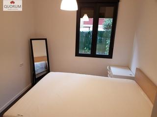 Dúplex  Barrio de la cruz. Piso con encanto de 2 dormitorios en zona tranquila