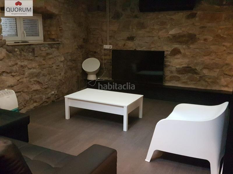 Foto e5c86dcd-f7a8-4f77-8d3d-51d086a588f3. Duplex with heating in Casco Viejo Bilbao