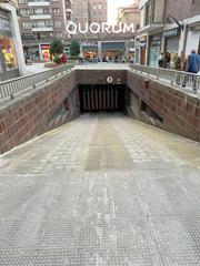 Aparcament cotxe a Santutxu-Basarrate. Parcela de garaje en el centro de santutxu