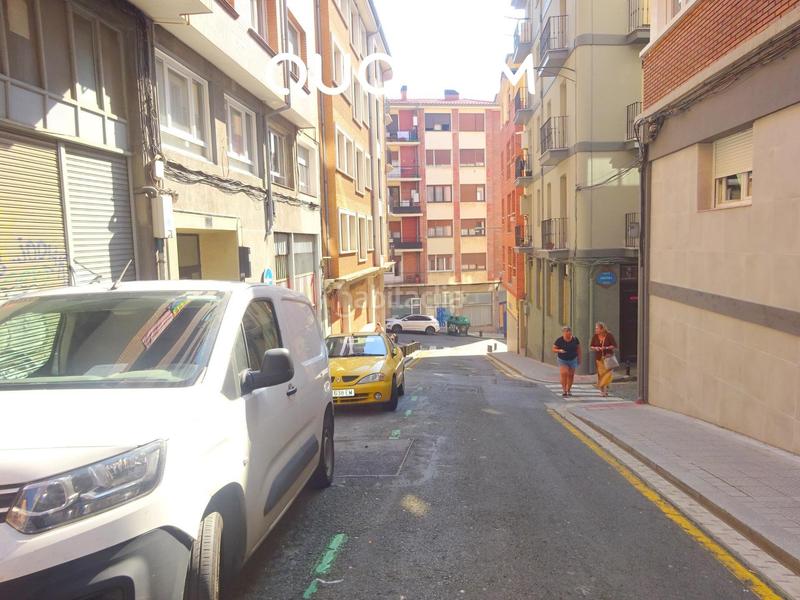 Foto f3ce583d-8487-4443-8b28-dc4b9da4ef13. Parking coche parcela de garaje para coche pequeño en matiko en Bilbao