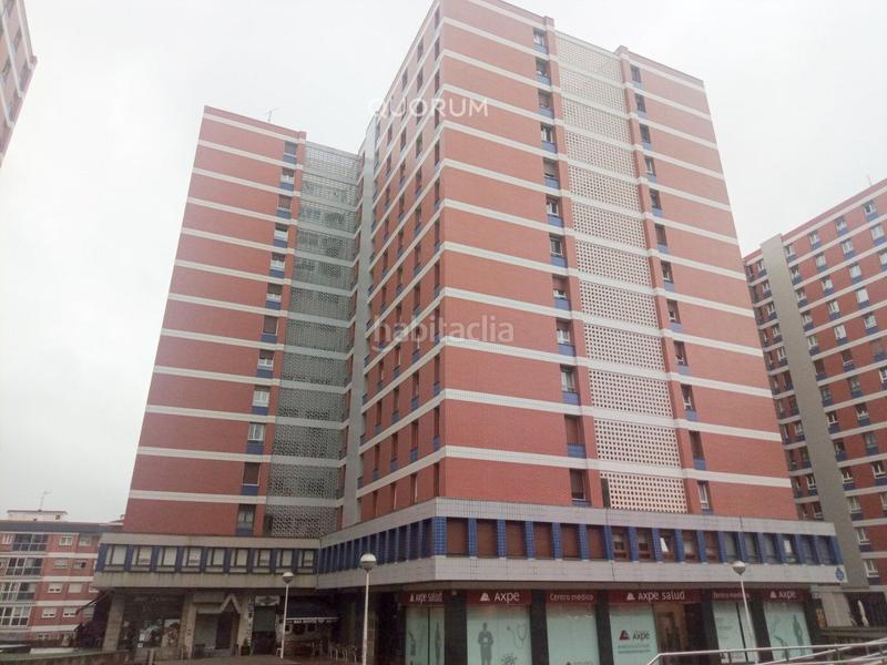 Foto 23cc8e57-6ec1-45e6-9b14-5cc255806ad4. Locale commerciale in Santutxu-Basarrate Bilbao