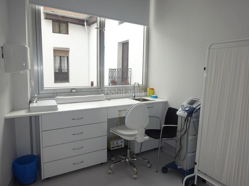 Foto c00773f0-4961-4291-a467-6d8d22d29602. Affitto ufficio con riscaldamento in Casco Viejo Bilbao