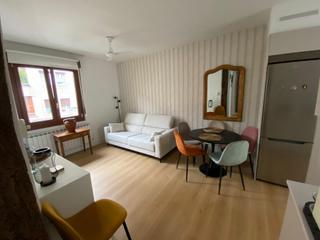 Miete Etagenwohnung in Santutxu-Basarrate. Vivienda de 3 habitaciones reformada en santutxu