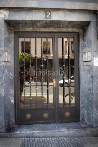 Foto 536770c0-e8ec-4b04-a6f9-21a81ca3ab7b. Miete etagenwohnung mit heizung in Santutxu-Basarrate Bilbao