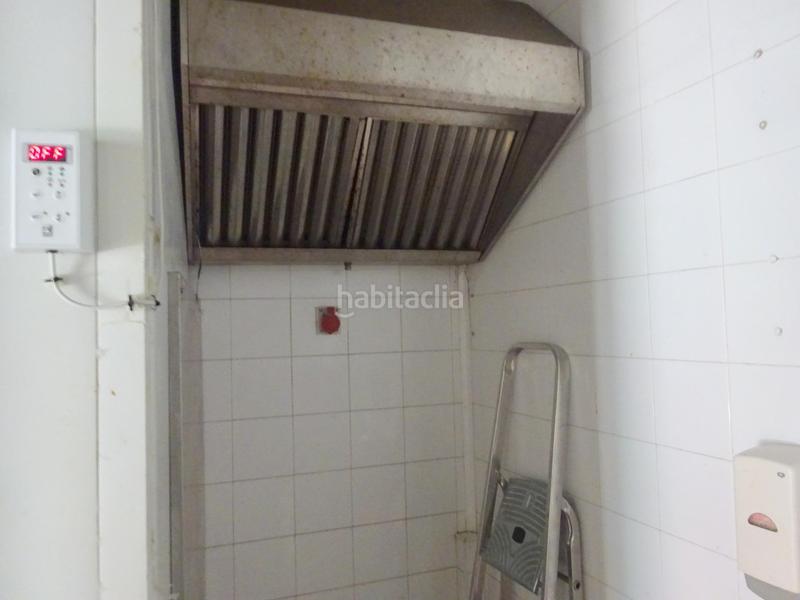 Foto eb17526e-9a13-4d1b-9586-72ea0c9ad7fc. Lloguer local comercial a Santutxu-Basarrate Bilbao