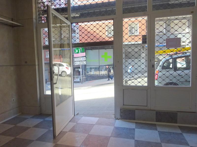 Foto a20f75aa-4ec6-42b0-89b8-ebe1752918db. Rent business premise in Santutxu-Basarrate Bilbao