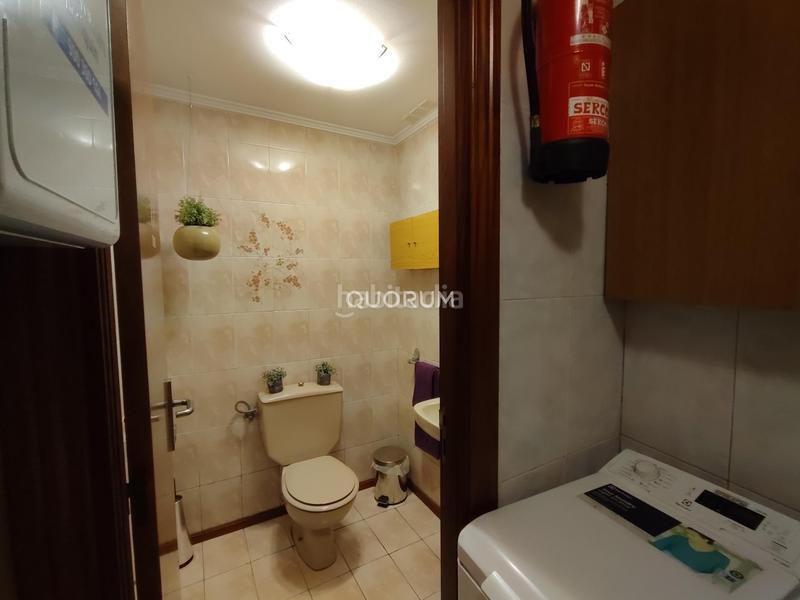 Foto 71471fbf-fd48-452b-822a-b40d421bd42d. Locale commerciale in Casco Viejo Bilbao