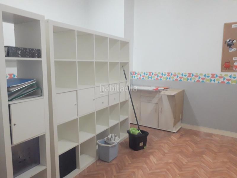 Foto 8736cfe1-de4b-4615-a703-b59e598914b5. Alquiler local comercial amplio local comercial y centrico en Bilbao