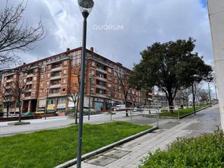 Locale commerciale in Txurdinaga
