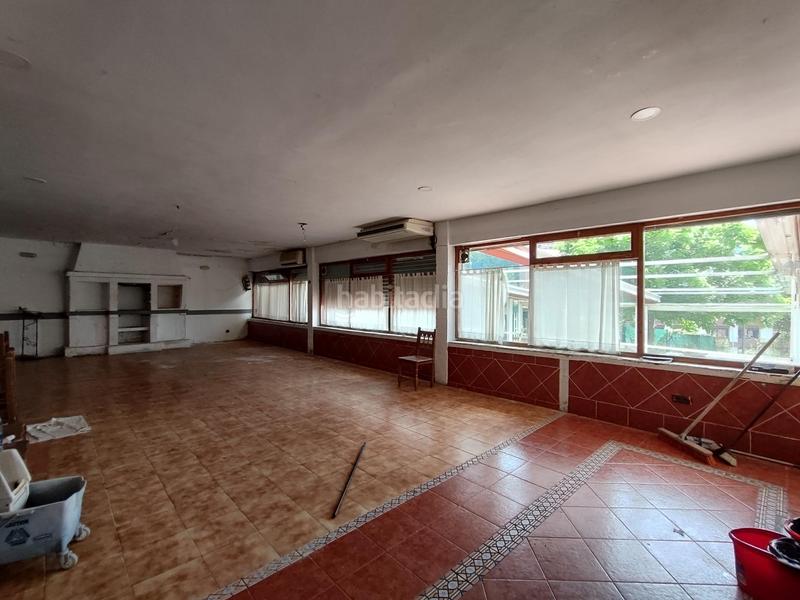 Foto 1b095848-98d3-4afc-bee8-f761c1184cf1. Local comercial restaurante en venta con terrenos en Txurdinaga en Bilbao