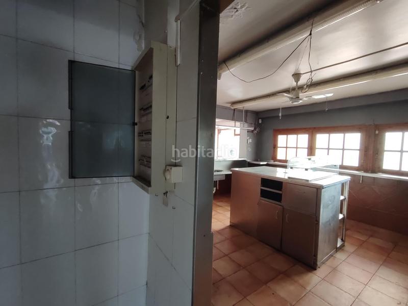 Foto 32ce9635-6f0a-4592-b034-bfbe053d8717. Local comercial restaurante en venta con terrenos en Txurdinaga en Bilbao