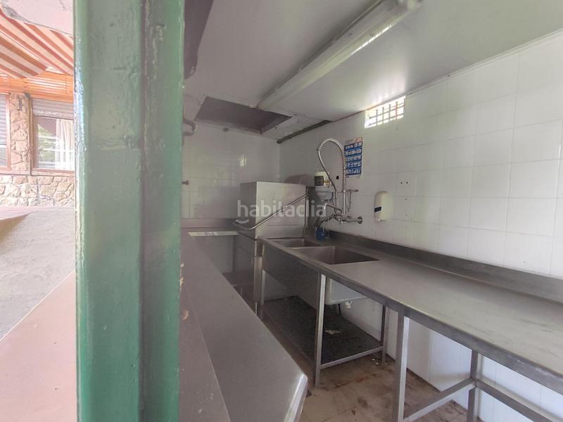 Foto 4c25fd9b-1db9-4b95-b6b3-b57b86e0e02c. Local comercial restaurante en venta con terrenos en Txurdinaga en Bilbao