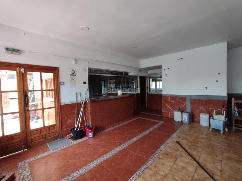 Foto 546b9015-04d8-4846-8907-79714bdbb631. Local comercial restaurante en venta con terrenos en Txurdinaga en Bilbao