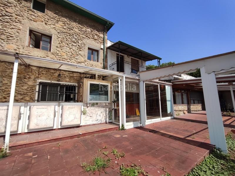 Foto a3eda2b6-7b11-48aa-962a-d46791c73ace. Local comercial restaurante en venta con terrenos en Txurdinaga en Bilbao