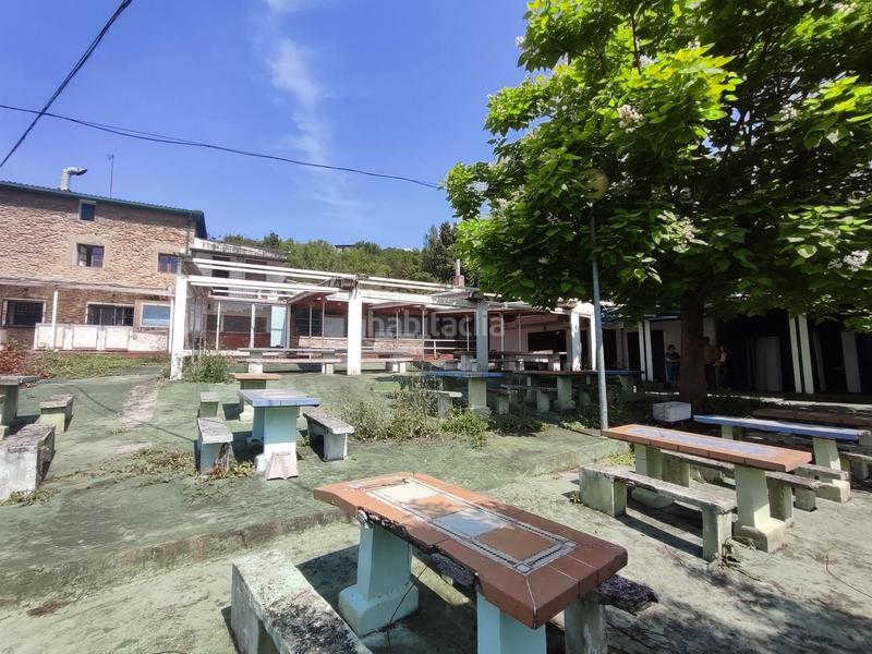 Foto a5a3ca16-ed92-4e30-bb53-aefb1c007700. Local comercial restaurante en venta con terrenos en Txurdinaga en Bilbao