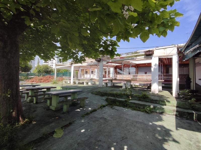 Foto bcf509ea-6153-4736-a22c-64dc654497fb. Local comercial restaurante en venta con terrenos en Txurdinaga en Bilbao