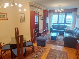 Pis  Calle padre esteban pernet. Piso de 3 dormitorios y 2 baños completos con garaje y trastero