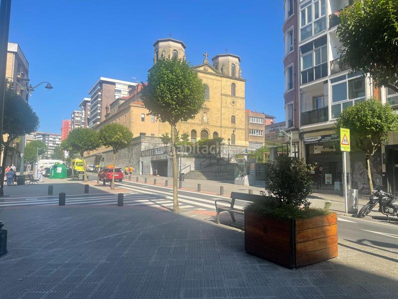 Foto da4d2117-2703-441f-a146-7e25c19b7913. Locale commerciale in Santutxu-Basarrate Bilbao