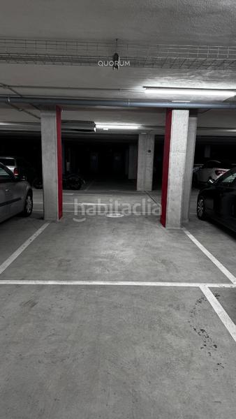 Foto e42949cf-df24-49d1-acc2-d7394aba57ce. Alquiler parking coche amplia parcela de garaje en Bolueta en Bilbao