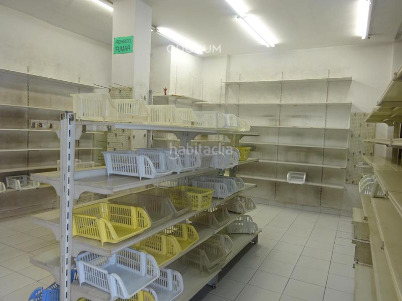 Foto 216ed503-5bb8-4987-9671-b5a8cb5f631c. Alquiler local comercial  con escaparate en santutxu en Bilbao