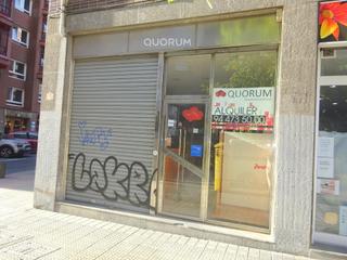 Lloguer Local Comercial a Santutxu-Basarrate. Amplio local comercial frente a correos de santutxu