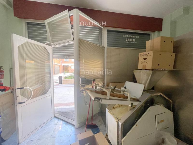 Foto ca3bfd4e-7d4d-49f5-8d65-937b5a963977. Locale commerciale in Txurdinaga Bilbao