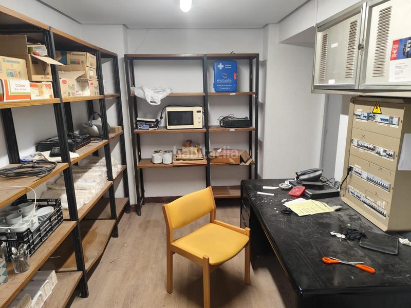 Foto 4a356641-ee3b-4e92-a269-3c1d1a6da2fb. Local comercial a Santutxu-Basarrate Bilbao