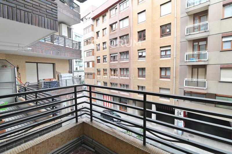 Foto e5a0bff5-222a-442e-ba56-e244dbb63788. Piso  de 3 habitaciones y garaje incluido en Santutxu-Basarrate Bilbao