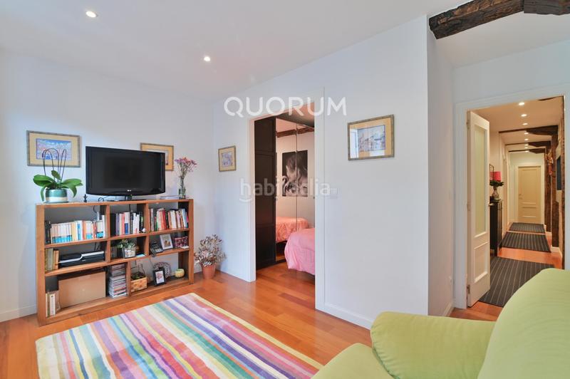 Foto 3c8fce45-5a2c-4580-bd60-21717bd08f8f. Piso coqueta vivienda reformada en el Casco Viejo en Bilbao