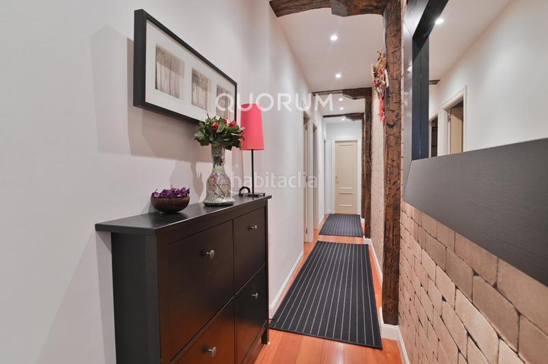 Foto a6f04e58-e17d-45ba-9da5-c283f1db8966. Piso coqueta vivienda reformada en el Casco Viejo en Bilbao