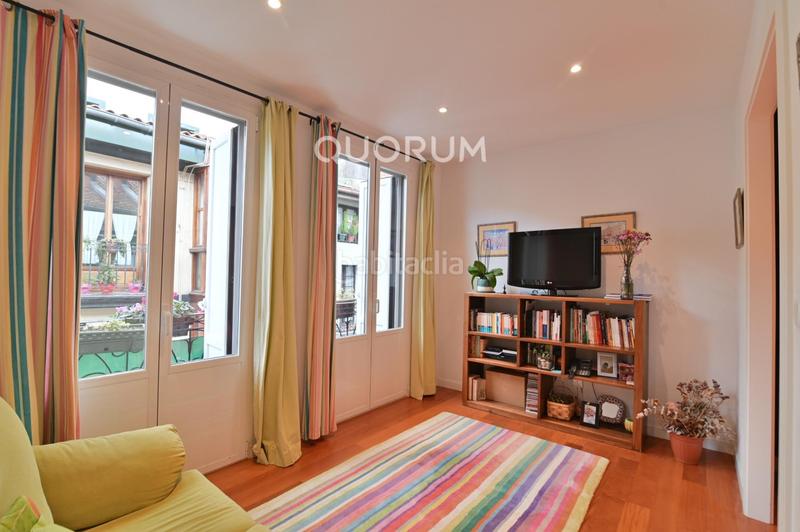 Foto ed18b70c-06ba-434e-8549-0835a81f0ca3. Piso coqueta vivienda reformada en el Casco Viejo en Bilbao