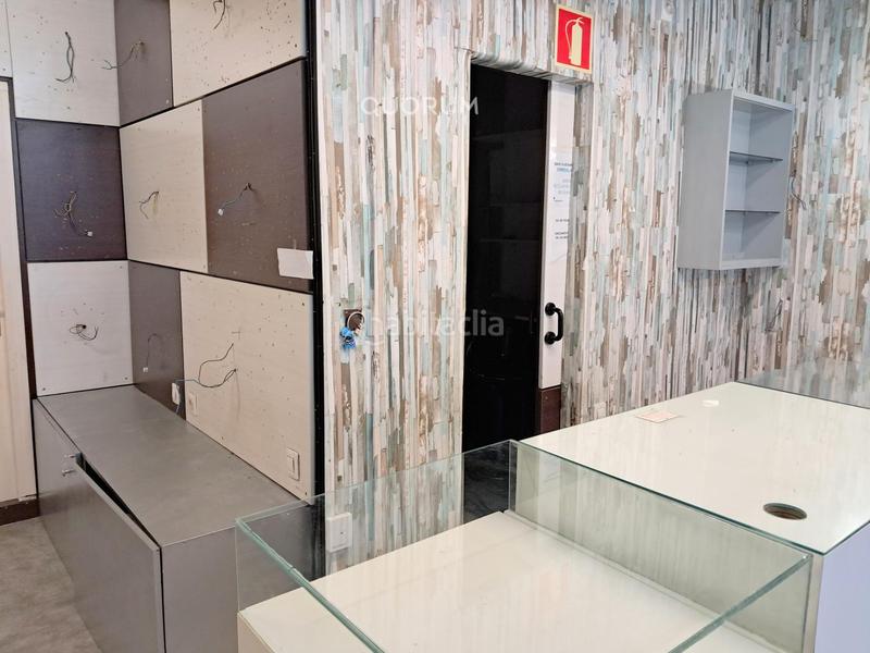 Foto 2ad82f65-e10f-48eb-836a-e2531fc5a077. Location local commercial dans Santutxu-Basarrate Bilbao