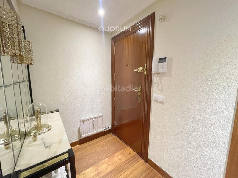 Foto 159ca298-c47a-41f8-a76e-7fd8cbf8ec62. Piso  céntrico de 3 habitaciones 2 baños y vistas en Bilbao