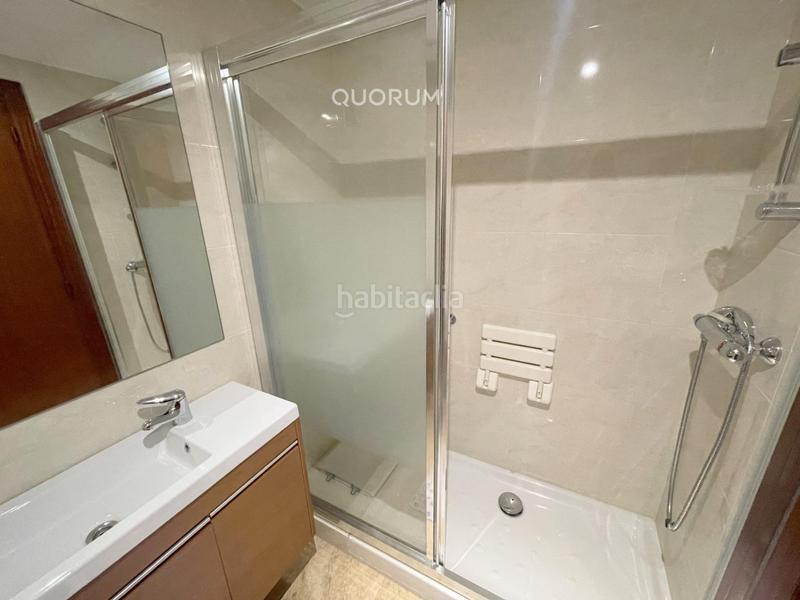 Foto 27bd374f-0a8a-4171-9dd5-f0d907b66d7e. Piso  céntrico de 3 habitaciones 2 baños y vistas en Bilbao