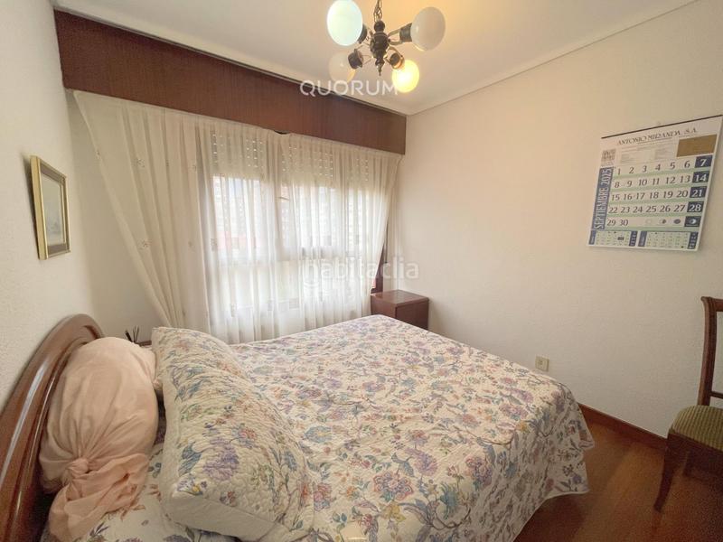 Foto 377dc935-c047-42d7-a834-6cfc274df147. Piso  céntrico de 3 habitaciones 2 baños y vistas en Bilbao