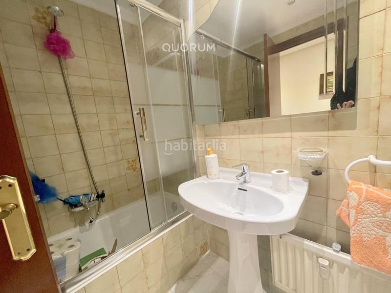 Foto 9c0e8eec-a584-41b8-aa5b-7c5f4985141a. Piso  céntrico de 3 habitaciones 2 baños y vistas en Bilbao