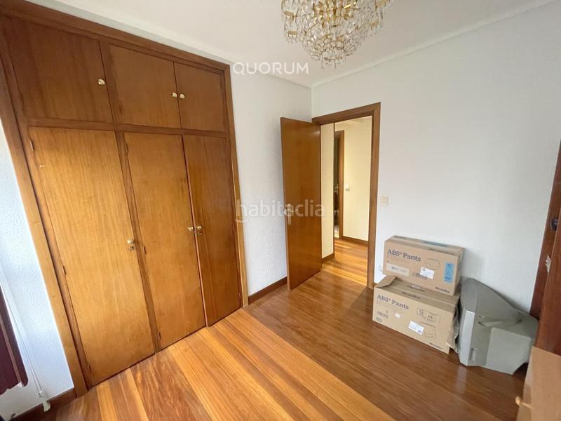 Foto a2d43f67-159d-497e-977f-a2bf5b033436. Piso  céntrico de 3 habitaciones 2 baños y vistas en Bilbao