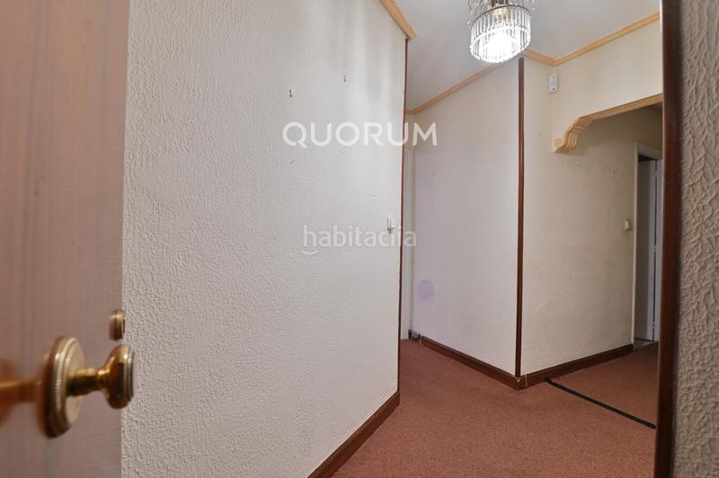 Foto 0d6f25cf-8ea0-4e61-9693-fb590fc6950d. Piso vivienda con balcón, exterior para reformar en Bilbao